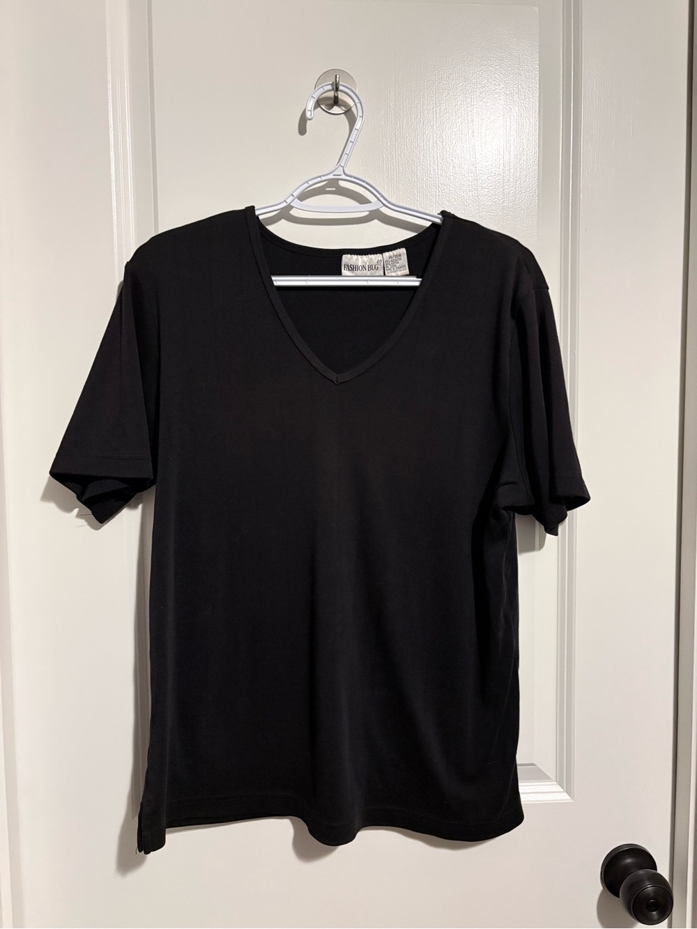 Fashion Bug Black V-Neck Short Sleeve Tee